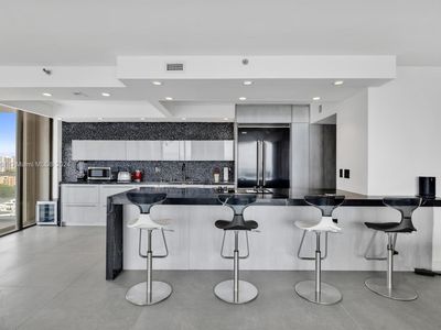 19707 Turnberry Way APT 14E