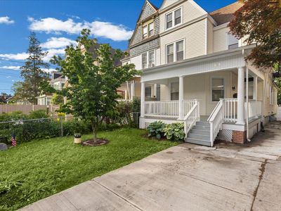 919 Carteret Ave
