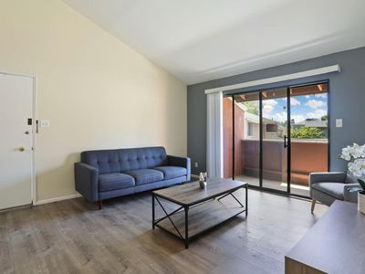 3702 W Benjamin Holt Dr APT 20