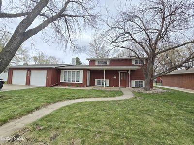 1248 Crestview Dr