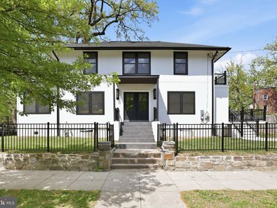1355 Longfellow St NW