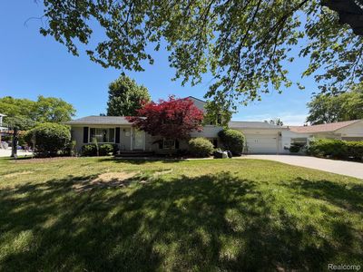 6366 Walker Dr