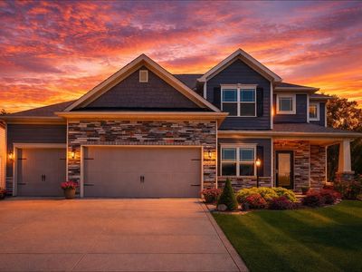 Property at 16914 Airline Dr, Clive, IA