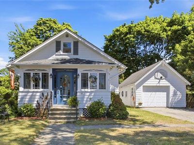 55 Edison St
