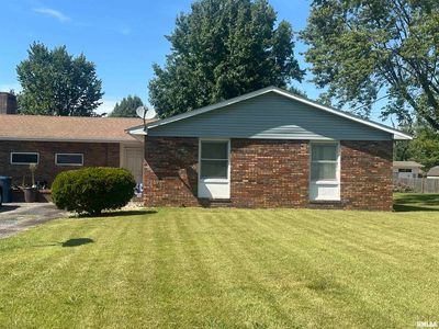1208 Roberta Dr