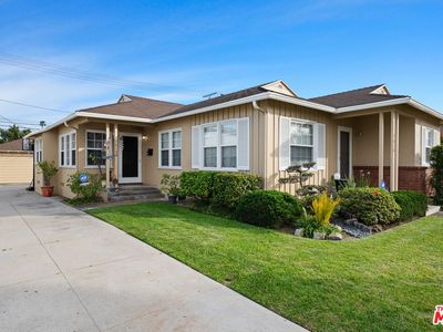 7810 Flight Ave