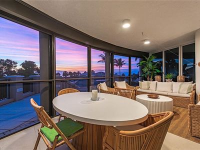 8665 Bay Colony DR #201