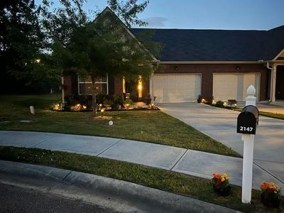 2147 Red Oak Cir