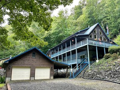 188 Lexington Drive