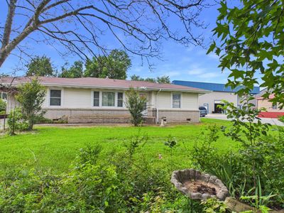 4392 Highway 62 E