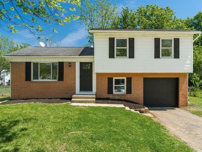 3180 Fairwood Ave