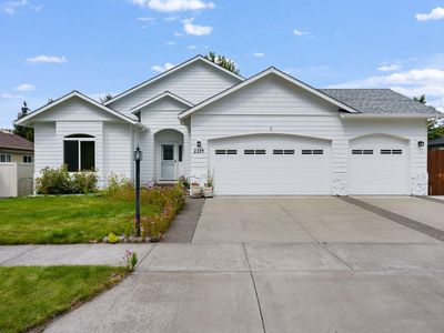 2234 SE Pilatus Ln