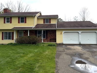 55 Mountain View Dr