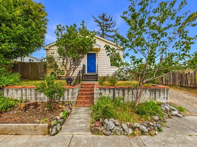 3511 Dakota St