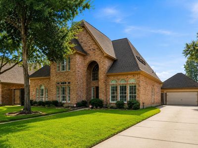 24622 Okehampton Dr