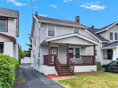 22 Comstock Ave