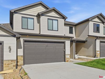 Property at 611 Garrett Pl, Hickman, NE