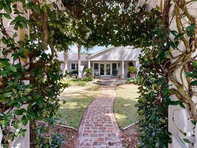 231 Magnolia Ave