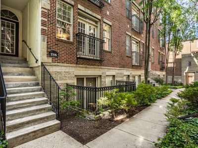 216 N Cleveland St APT C