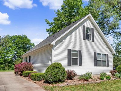 628 Main St