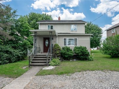 19 Cedar St