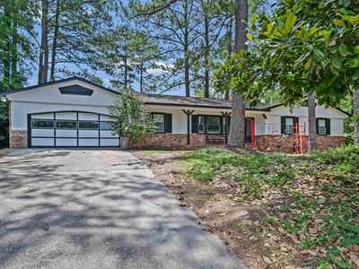 818 Kingsbridge Rd
