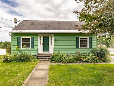 187 Leyden Rd