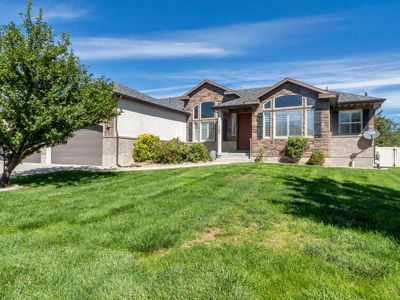 1184 W Michaelsen Way