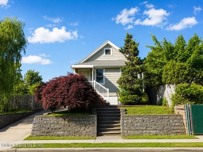 11 Osborn Ave