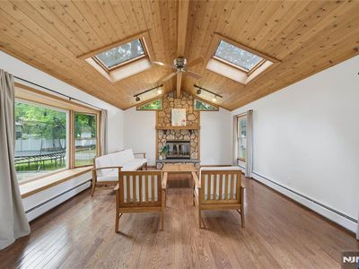 74 Davis Dr