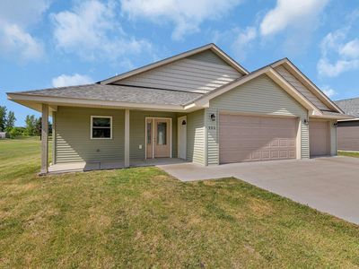 Property at 980 Acacia Dr S, Annandale, MN