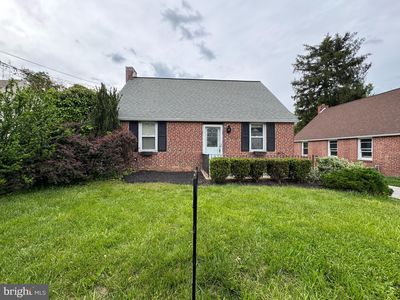 Property at 402 Media Line Rd, Newtown Square, PA