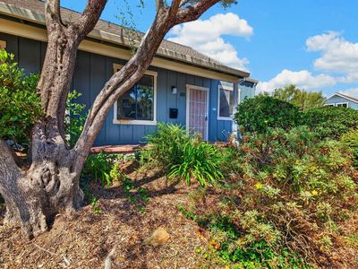 881 W Second Street