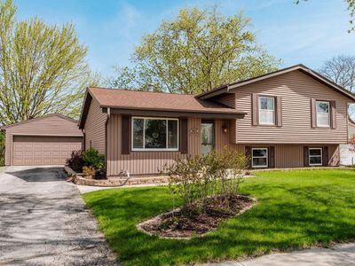 N89W15460 Cleveland AVENUE