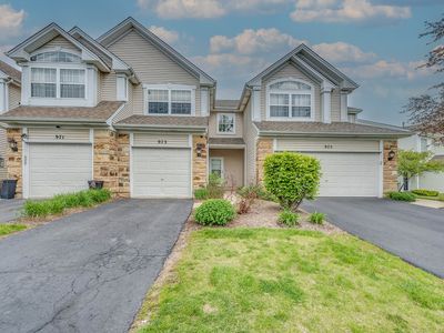 Property at 973 Mesa Dr, Lake In The Hills, IL