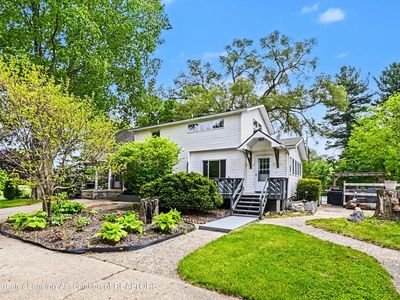 7124 E Clinton Trl