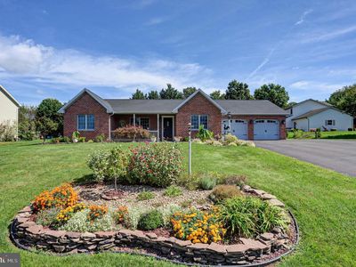 313 Bradley Ln