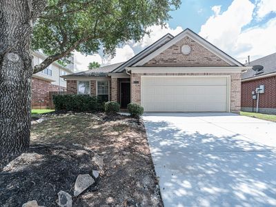 Property at 2111 Sailwind Dr, Pearland, TX