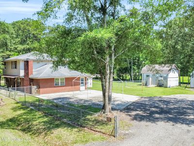 6005 Cypress Dr