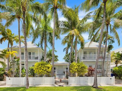 287 & 289 Golf Club Dr