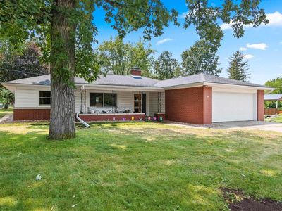 244 E Pulaski St