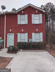 5735 Strathmoor Manor Cir