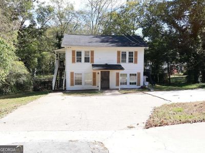 337 Fairburn Rd NW