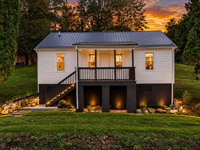 Property at 222 Emmett Rd, Bristol, TN