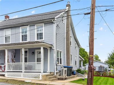 1444 Main St