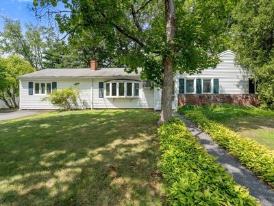 21 Greenleaf Rd