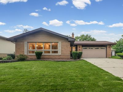 319 Gareth Ln