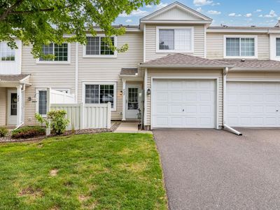 422 Leeward Trl