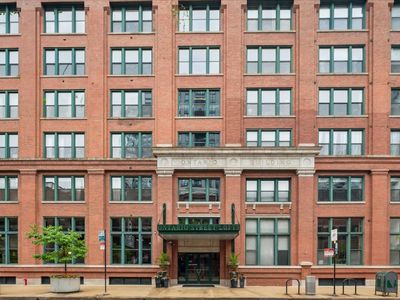 411 W Ontario St APT 411