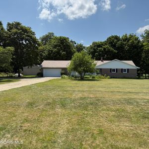 Property at 916 S Lathrop Rd, Swanton, OH